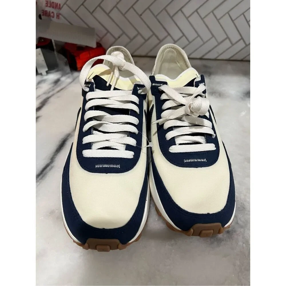 Nike Waffle One SE Coconut Milk/Midnight Navy size 7